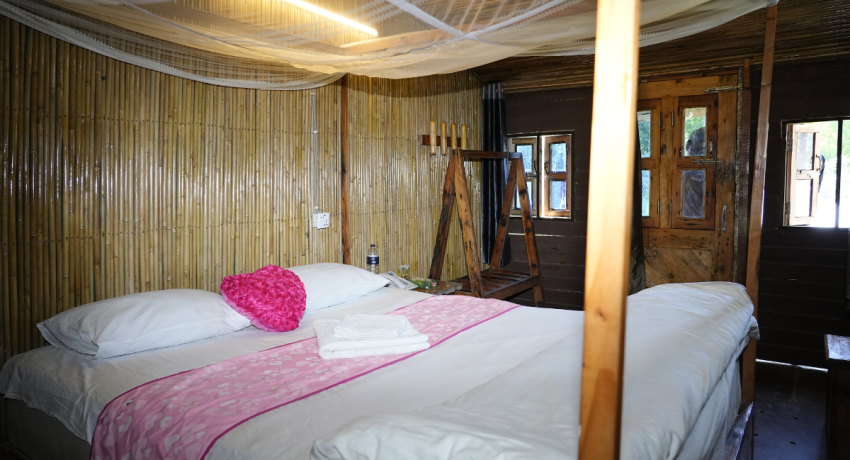 Couple Deluxe Room-103